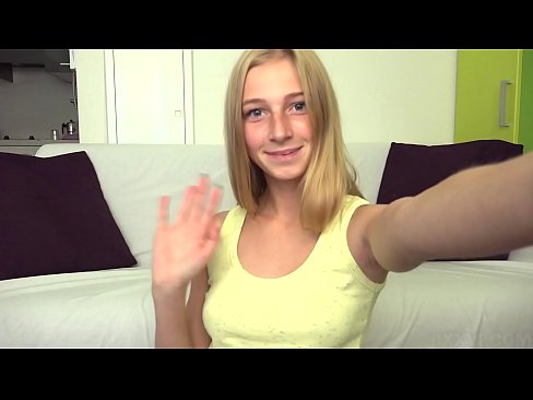 ❤️ Cuando estoy aburrida me masturbo perezosamente mi coño rosa ️  Sexo en es.liporno.ru ❌️
