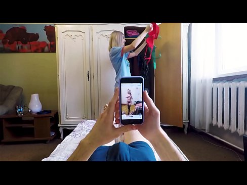 ❤️ Hermana adoptiva hizo que su hermano se corriera justo antes de que mamá llegara a casa ️  Sexo en es.liporno.ru ❌️